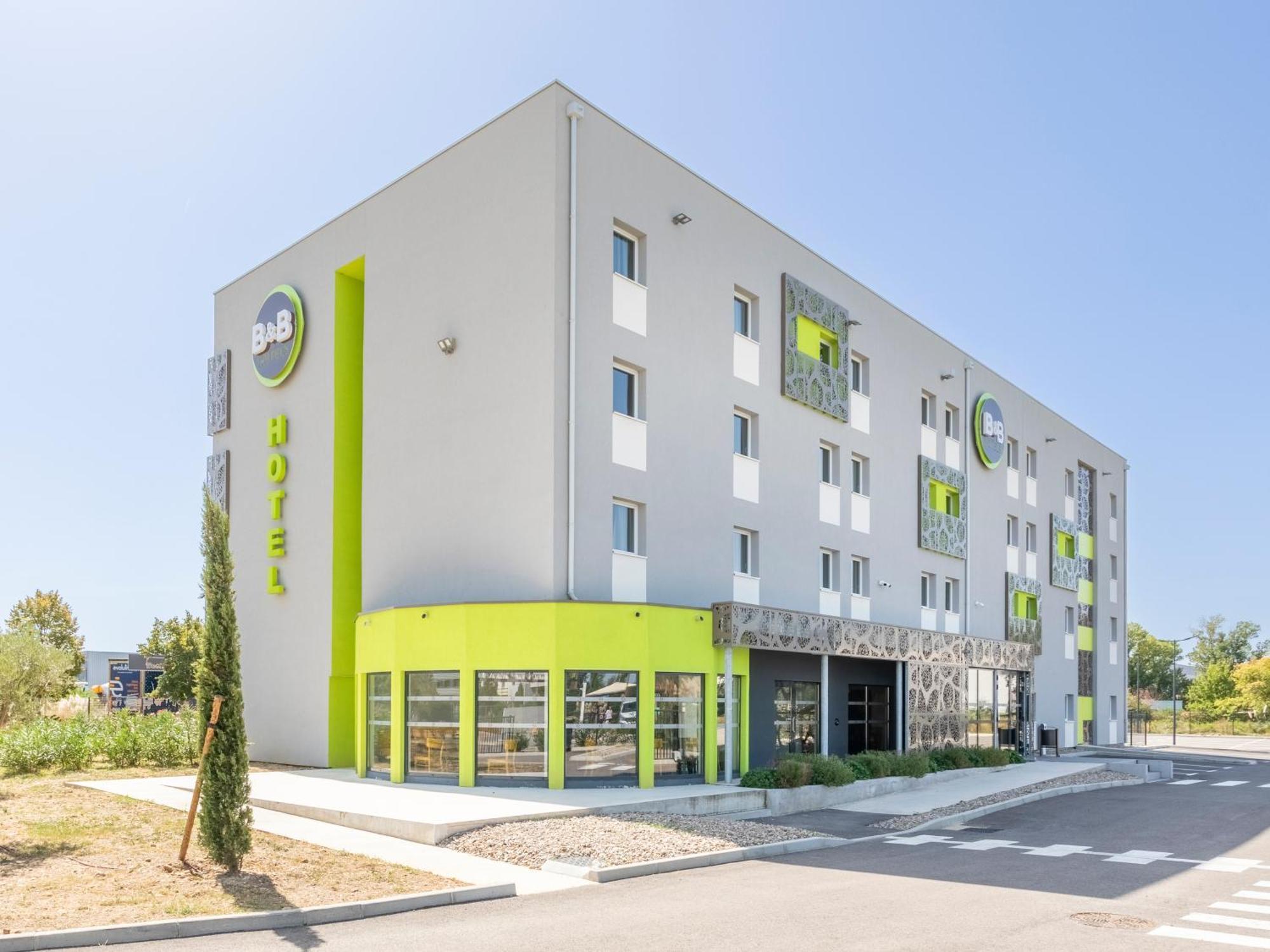 Alpilles Camargue Hotel