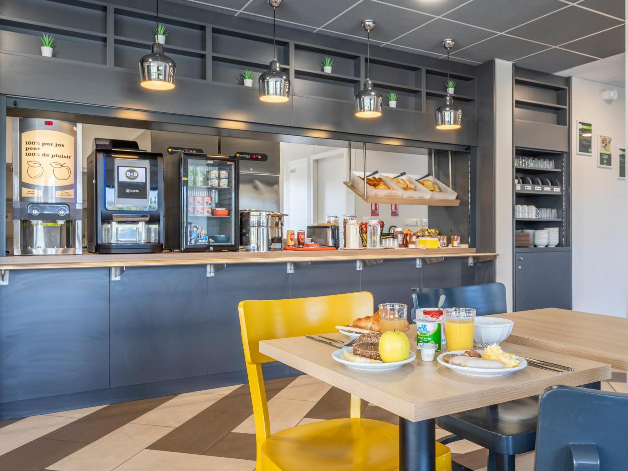 Hotel Alpilles Camargue 2*